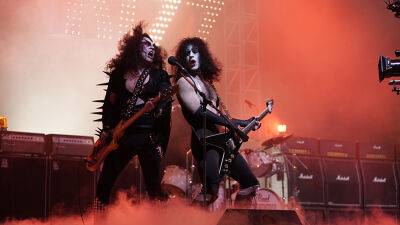 KISS Takes the Stage in ‘Spinning Gold’ – First Clip (EXCLUSIVE) - variety.com - Jordan