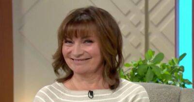 Lorraine Kelly tells cheeky Emmerdale star to 'behave' as compliments leave her flustered - www.ok.co.uk
