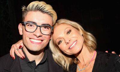 Kelly Ripa's son Michael makes tongue-in-cheek comment about his appearance during graduation ceremony - hellomagazine.com - New York - New York - Michigan