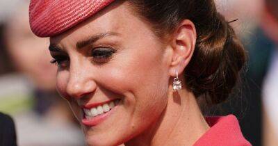Kate Middleton has worn this exact chignon since 2011 – and always pairs it with a hat - www.ok.co.uk - Britain