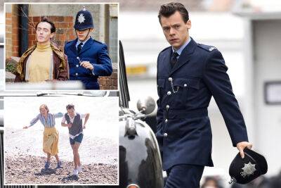Harry Styles proud to flash ‘bum-bum’ — but ‘no peen’ — in new movie - nypost.com