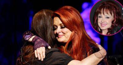 Ashley Judd and Wynonna Judd Tearfully Honor Late Mom Naomi Judd at Country Hall of Fame Induction 1 Day After Her Death - www.usmagazine.com - Kentucky - Nashville