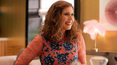 Vanessa Bayer Reveals How Her Own Cancer Battle Inspired I Love That for You - www.glamour.com