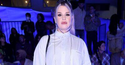 Kelly Osbourne hides baby bump in oversized shirt after announcing pregnancy - www.ok.co.uk - Los Angeles - USA - George
