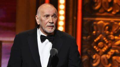 Frank Langella’s Graphic Sex Talk on ‘House of Usher’ Set Made Production ‘Toxic’ (Report) - thewrap.com