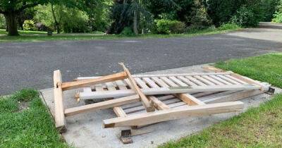 Anger as Netflix After Life bench in Nottingham destroyed by 'disgusting' vandals - www.msn.com - Britain