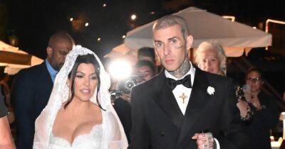 Kourtney and Travis' wedding meal goes viral for unfortunate portion size - www.wonderwall.com - Italy