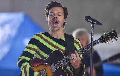 Watch Harry Styles cover Wet Leg’s ‘Wet Dream’ for BBC Radio 1’s Live Lounge - www.nme.com - Britain - county Isle Of Wight