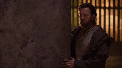 Ewan McGregor Says Playing John Williams’ Score During ‘Obi-Wan’ Fight Scenes Helped Him Resist Making Lightsaber Noises (Video) - thewrap.com - Indiana