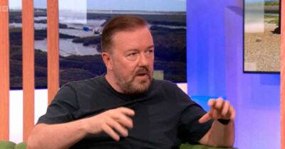 Ricky Gervais defends 'uncomfortable' jokes amid Netflix special backlash - www.msn.com