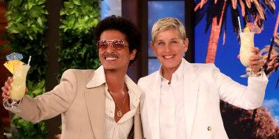 Bruno Mars Gives Ellen DeGeneres a Surprise Gift During His Final Appearance on Her Show - Watch Here! - www.justjared.com