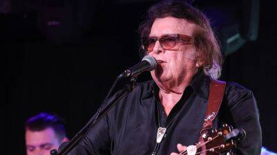 ‘American Pie’ Singer Don McLean Pulls Out of NRA Convention Following Texas Shooting - thewrap.com - USA - Texas