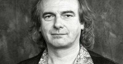 Musicians take to social media to pay tribute to Yes drummer Alan White - www.msn.com - county Maui - Seattle