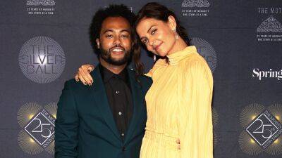 See Katie Holmes and Bobby Wooten III's Red Carpet Debut as a Couple - www.etonline.com - New York