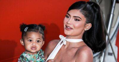 Kylie Jenner Marvels at Her Son’s Tiny Toes in Sweet Photo With Stormi: ‘I Made These’ - www.usmagazine.com - Chicago - county Story
