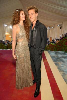 Kaia Gerber And Austin Butler Are Red Carpet Official At The 2022 Met Gala - etcanada.com - New York - Los Angeles - county Butler