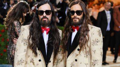 Jared Leto Twins With Gucci Director Alessandro Michele at the 2022 Met Gala - www.etonline.com - USA - Sweden