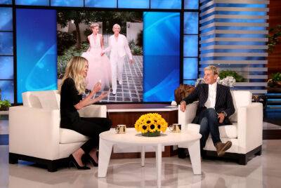 Portia De Rossi Discusses The Emotional Moment She Came Out To Her Grandmother After Starting To Date Ellen DeGeneres Over 17 Years Ago - etcanada.com - Australia