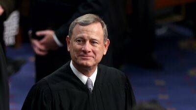 Chief Justice John Roberts Responds to Leak of Roe v Wade Draft Opinion: ‘Does Not Represent a Decision’ - thewrap.com - USA