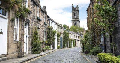 Fed-up residents on Scotland's most Instagrammed street 'tutted at by tourists' - www.dailyrecord.co.uk - Scotland - county Lane