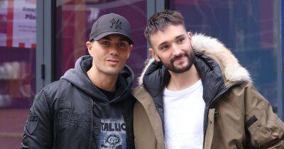Max George praises Tom Parker's 'strong' widow Kelsey: 'They were peas in a pod' - www.ok.co.uk