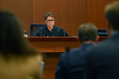 Jurors In Johnny Depp Defamation Trial Pose Question About Headline In Amber Heard’s Op Ed - deadline.com - county Heard