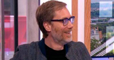 Stephen Merchant makes Prince Andrew dig while discussing Queen's Platinum Jubilee on BBC The One Show - www.manchestereveningnews.co.uk