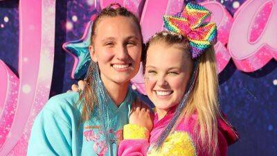 Why JoJo Siwa and Ex-Girlfriend Kylie Prew Are Sparking Speculation That They're Dating Again - www.etonline.com