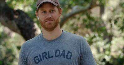 Prince Harry wears 'Girl Dad' T-shirt as he tries acting for size in comedy skit - www.ok.co.uk - New Zealand
