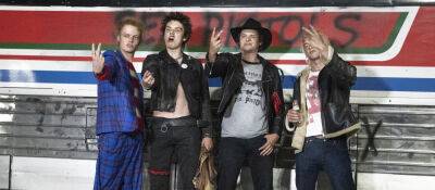 ‘Pistol’ TV Review: Danny Boyle & FX’s Sex Pistols Miniseries Is More Junk Than Punk - deadline.com - Britain - Ireland