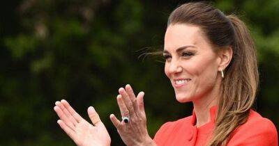 Royal fans baffled as Kate Middleton pictured with plasters on fingers again - www.dailyrecord.co.uk - Charlotte - county Berkshire