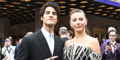 Julianne Hough Dazzles on Tony Awards 2022 Red Carpet With Darren Criss - www.justjared.com - county Hall - county York