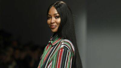 Naomi Campbell Shares Photo of Daughter's 'First Steps Walking' - www.etonline.com