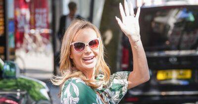 Amanda Holden oozes confidence as she flashes midriff in vibrant two piece - www.ok.co.uk - Britain