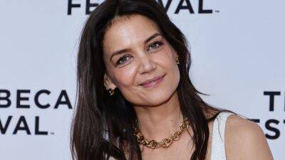 Katie Holmes's See-Through White Crochet Dress Is Fancy Mermaid Chic - www.glamour.com - New York - county Holmes