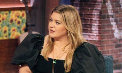 Kelly Clarkson announces surprising break from show as she reveals highly-anticipated summer plans - hellomagazine.com