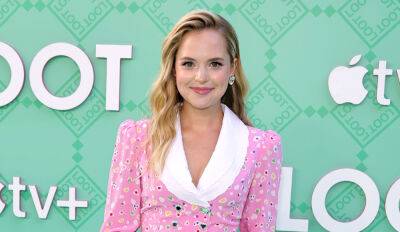 Stephanie Styles Goes from Paris to the Red Carpet for 'Loot' Premiere! - www.justjared.com - Paris - Los Angeles