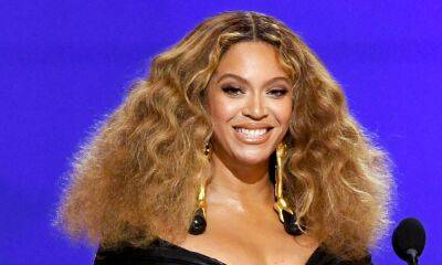 Beyoncé celebrates highly-anticipated album announcement with jaw-dropping photoshoot - hellomagazine.com - Britain