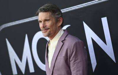 Ethan Hawke to Star in Limited Series ‘The Whites’ in Development at Showtime - variety.com - USA