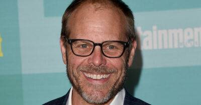Alton Brown Reveals Why He Left Food Network to Host New 'Iron Chef' Show for Netflix - www.justjared.com - county Brown