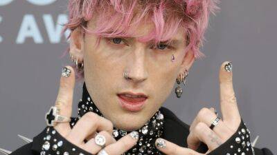 'Machine Gun Kelly's Life in Pink' Trailer Gives Never-Before-Seen Look at Musician's Personal Life - www.etonline.com