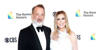 Tom Hanks shout at fans for causing wife to stumble - www.msn.com - county Conway
