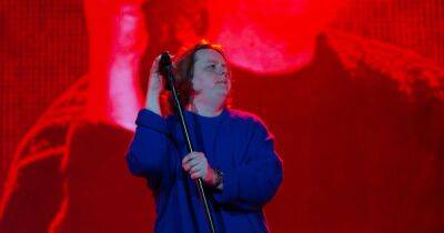 Lewis Capaldi jokes about sex life and lack of new songs at Isle of Wight Festival appearance - www.dailyrecord.co.uk - Scotland - Manchester - city Belfast - Dublin - county Isle Of Wight