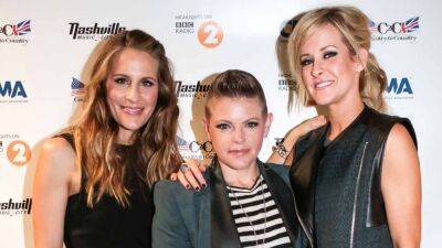The Chicks Forced To Postpone Tour Dates Due To Natalie Maines’ Vocal Health - www.etonline.com - state Missouri - Indiana - Ohio - county St. Louis - state Maine - city Indianapolis - Michigan