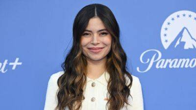 Miranda Cosgrove Reveals She Watches This Disney Channel Show for Comfort (Exclusive) - www.etonline.com - London - Ireland
