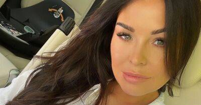 Jess Wright shares struggles in honest mum post: 'Been one of those days' - www.ok.co.uk