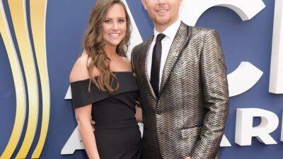 'American Idol' Winner Scotty McCreery and Wife Gabi Expecting First Baby - www.etonline.com - USA