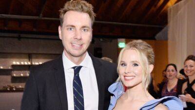 Kristen Bell Says She and Husband Dax Shepard Are 'Polar Opposites,' Marriage Meets in the Middle - www.etonline.com - Beyond
