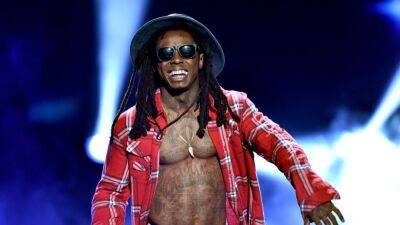 2022 BET Awards Performers: Lil Wayne, Lizzo, Chlöe, Chance the Rapper, Babyface and More - www.etonline.com - Los Angeles - city Santana - city Victoria