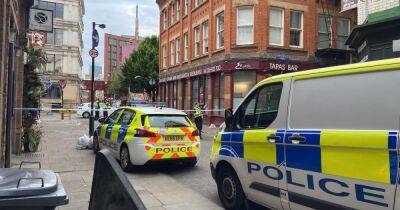 BREAKING: Man rushed to hospital after being 'assaulted' in Northern Quarter - www.manchestereveningnews.co.uk - Manchester
